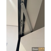 Primed Doors with Door Closer – Developer-Grade Residential Interior Doors UAE